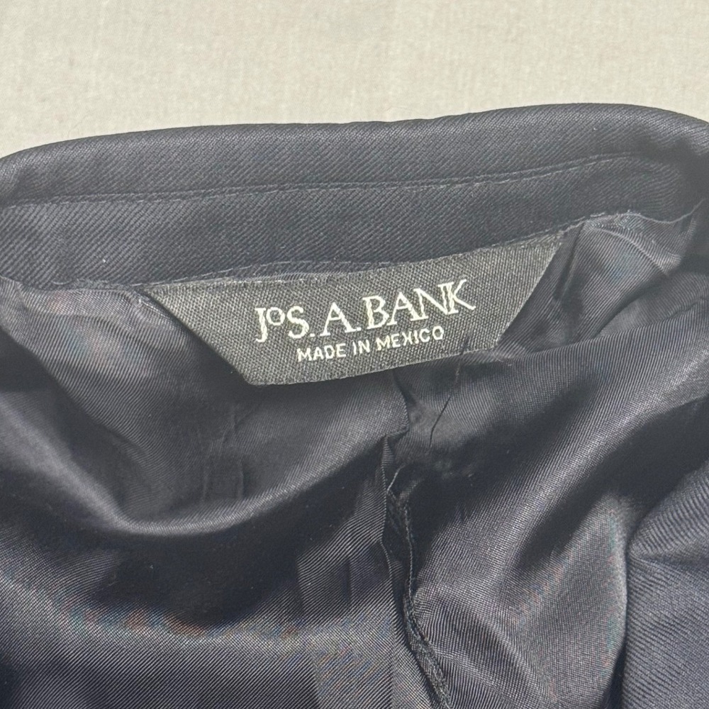 Jos A Bank Signature Collection Navy Blue 100% Wool Blazer Gold Buttons 54 Reg - Picture 2 of 11